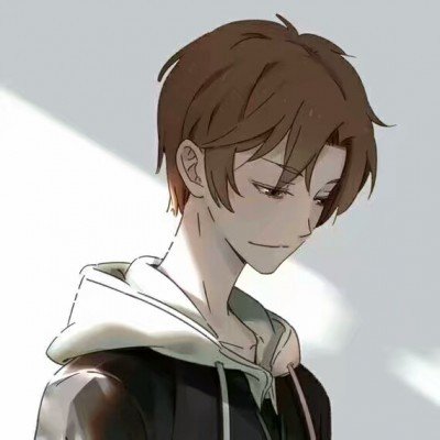 男子被埋5位好心人徒手抬墙救人